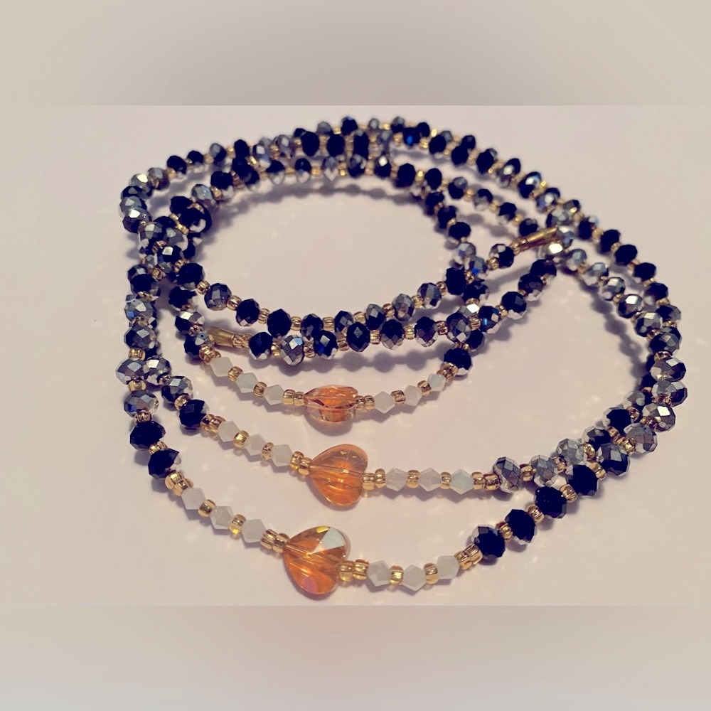 NWT “GALAXY”w/Heart & Bicone Beads accented with gold beads Up to 50 in clasp ⬇️ - Picture 3 of 5